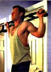 ELEVACION EN BARRA CABEZA FRENTA A LA, PROVOCA DAÑO AL HOMBRO